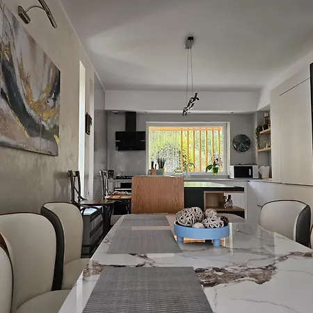 فيلة Casa Maia